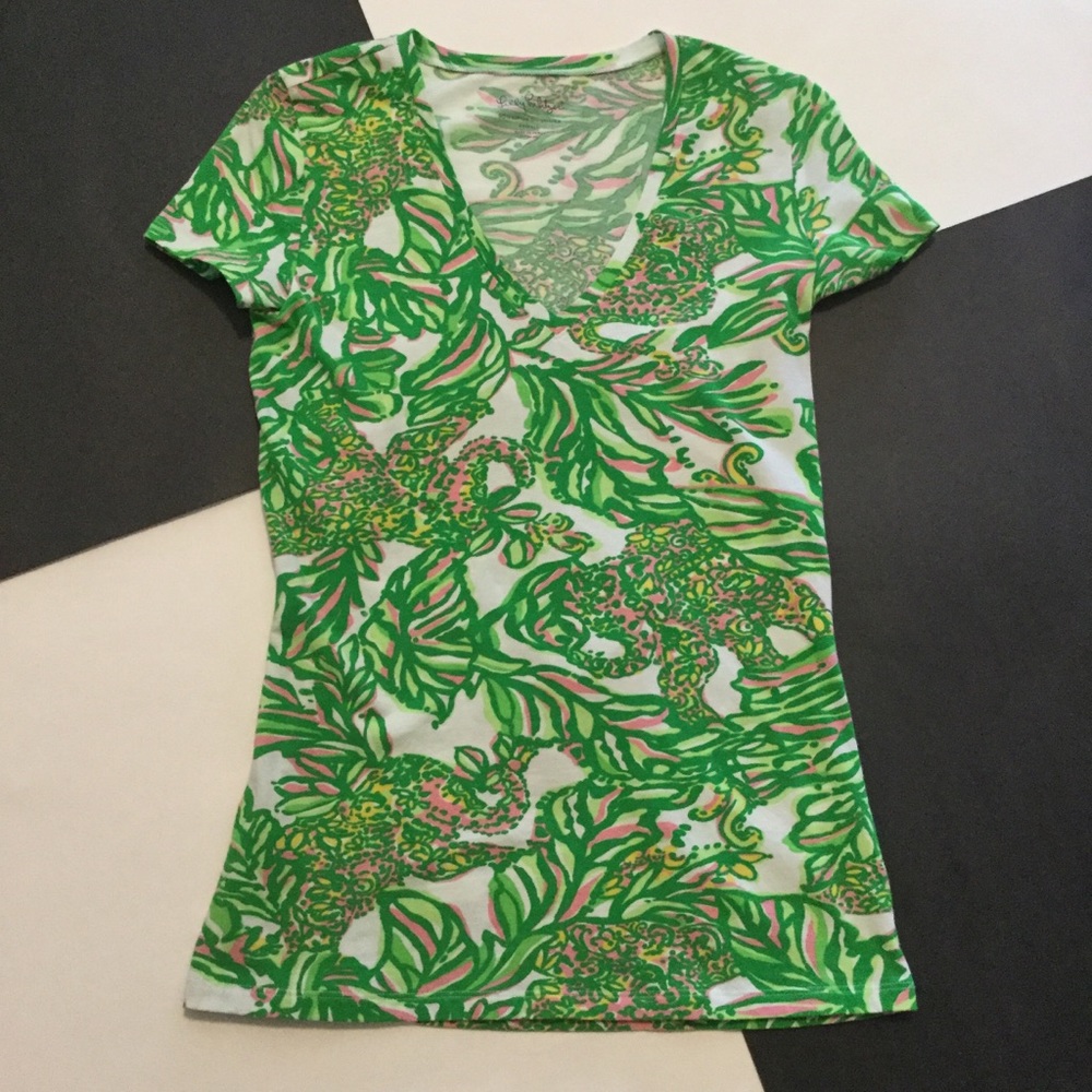 🌴 Lilly Pulitzer Elephant Tee